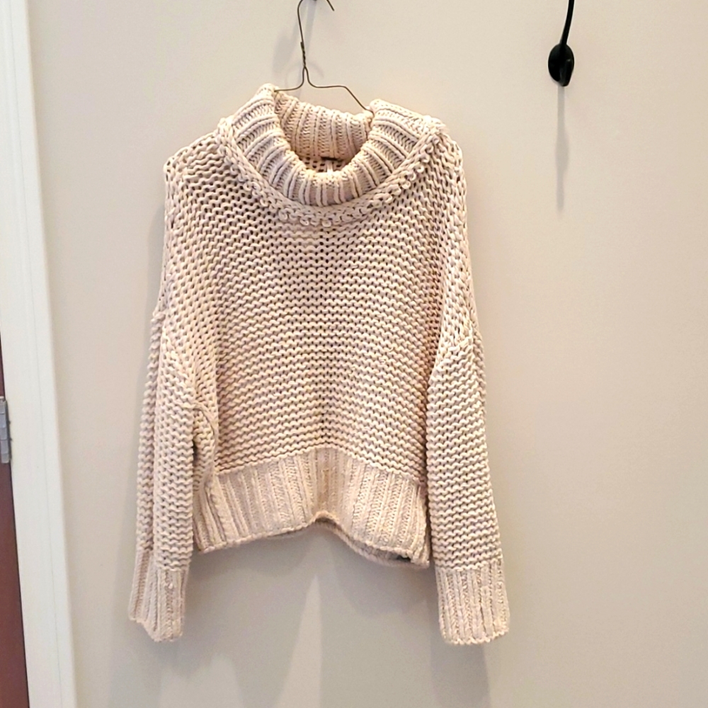 Free people sweater